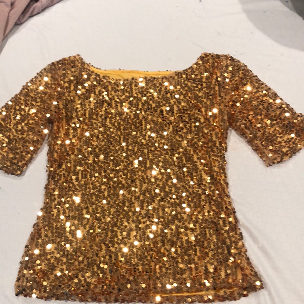 Sparkly gold shirt